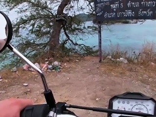 Amateur Thai teen Cherry sucking a huge white dick outdoor