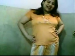 Indian amateur BBW lady in the bathroom stripping on cam